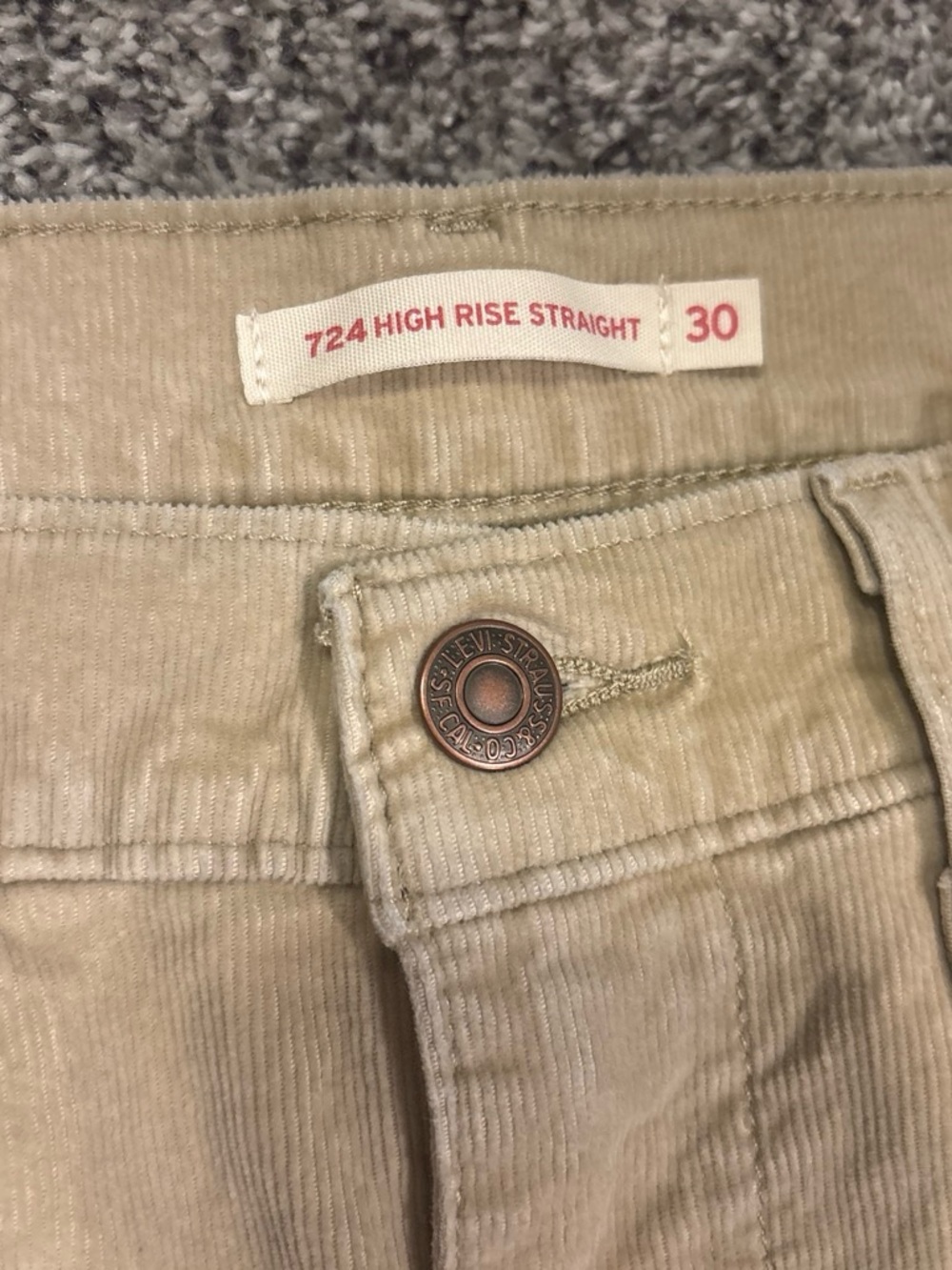 Levi's 724 High Rise Straight Jeans in Tan Corduroy
